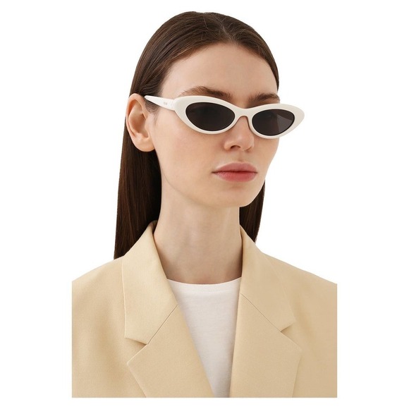 NEW!!! CELINE Sunglasses CL40184U 72A Authentic - Picture 15 of 16